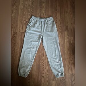 Vuori Women’s Joggers Size Small